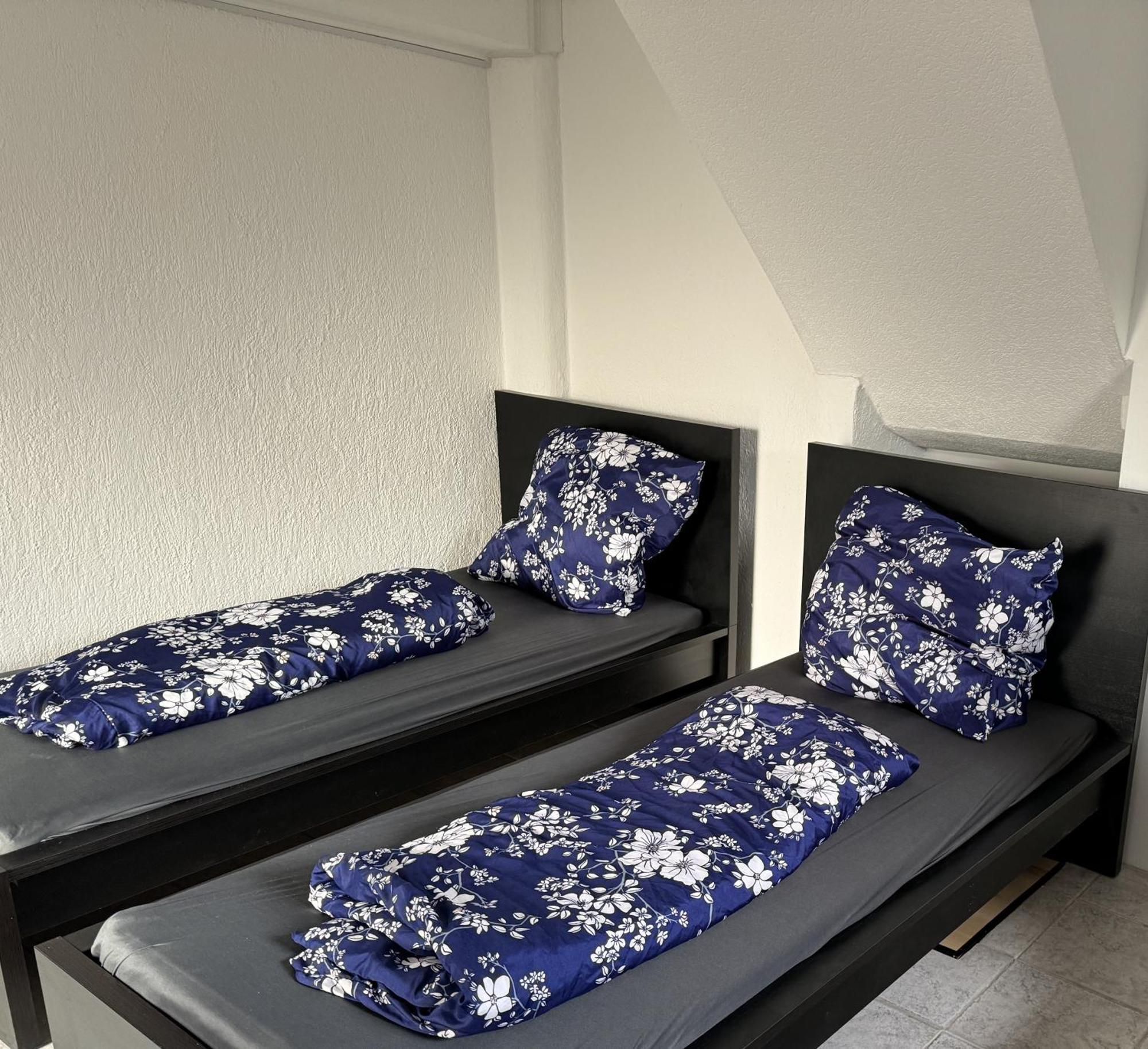 Schoenes Mit Tv, Wlan, Kochbereich Und Parkplatz - Sara Apartment